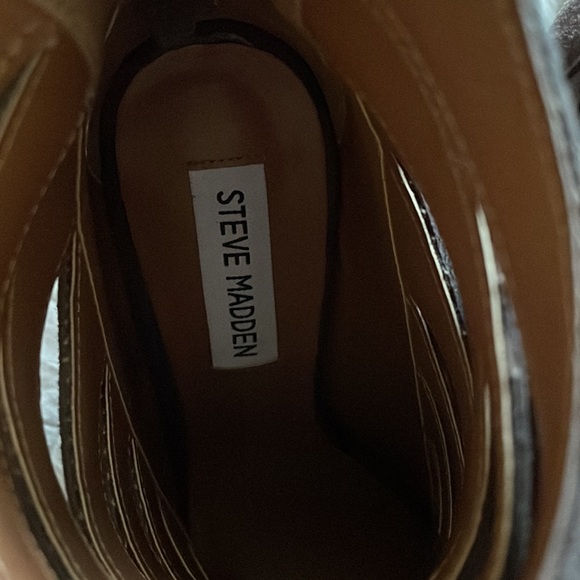 Brown 4” Steve Madden Bootie - Picture 3 of 3